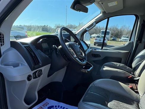 Used 2016 Ford Transit 150 XLT image 30