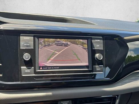 Used 2022 Volkswagen Taos S FWD image 13