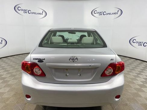 Used 2010 Toyota Corolla LE image 4