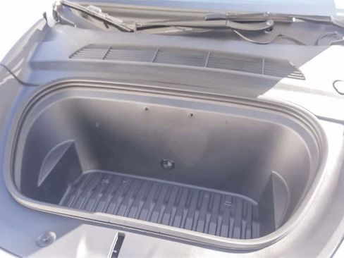 Used 2022 Tesla Model Y Performance image 26