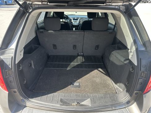 Used 2011 Chevrolet Equinox LT w/ Driver Convenience Package image 9