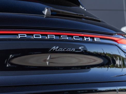 New 2026 Porsche Macan S image 16