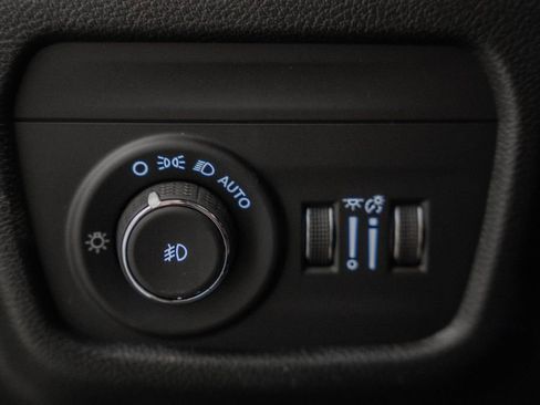 New 2025 Jeep Grand Cherokee Limited image 42