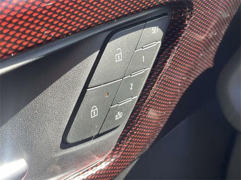 New 2026 Chevrolet Traverse RS image 19