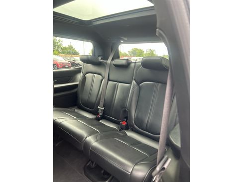 Used 2022 Jeep Wagoneer Series I w/ Convenience Group I AWD/4WD image 9