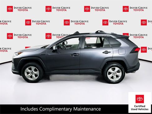 Used 2021 Toyota RAV4 XLE w/ Convenience Package image 8
