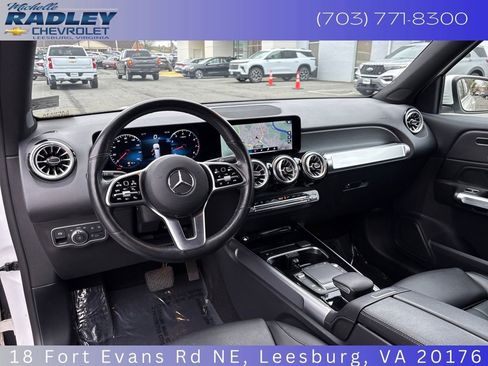 Used 2022 Mercedes-Benz GLB 250 4MATIC image 15