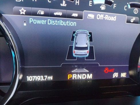 Used 2020 Ford Expedition XLT w/ Equipment Group 202A AWD/4WD image 41