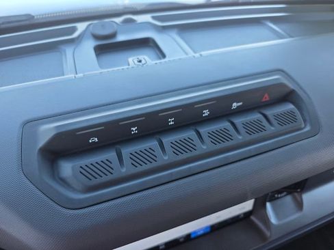 Used 2025 Ford Bronco Badlands AWD/4WD image 67