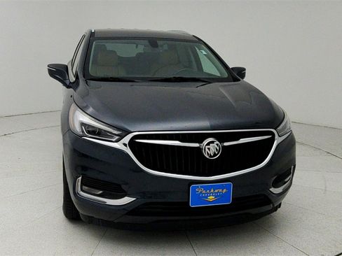 Used 2019 Buick Enclave Essence image 9