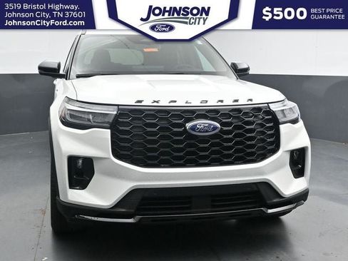 New 2026 Ford Explorer ST-Line w/ ST-Line Street Pack AWD/4WD image 5