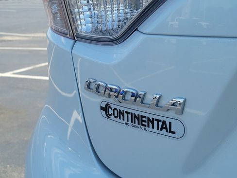 Certified 2024 Toyota Corolla SE FWD image 9