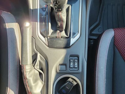 Used 2023 Subaru Impreza 2.0i Sport image 17