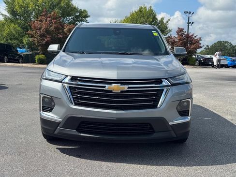 Used 2023 Chevrolet Traverse LT FWD image 8