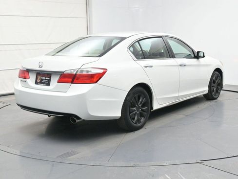 Used 2013 Honda Accord LX image 23