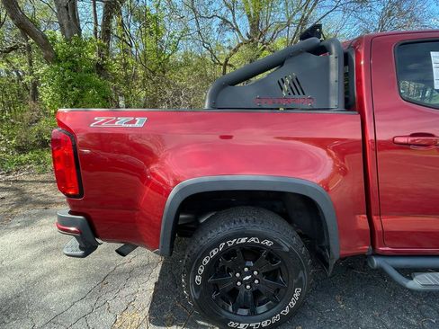 Used 2016 Chevrolet Colorado Z71 AWD/4WD image 9