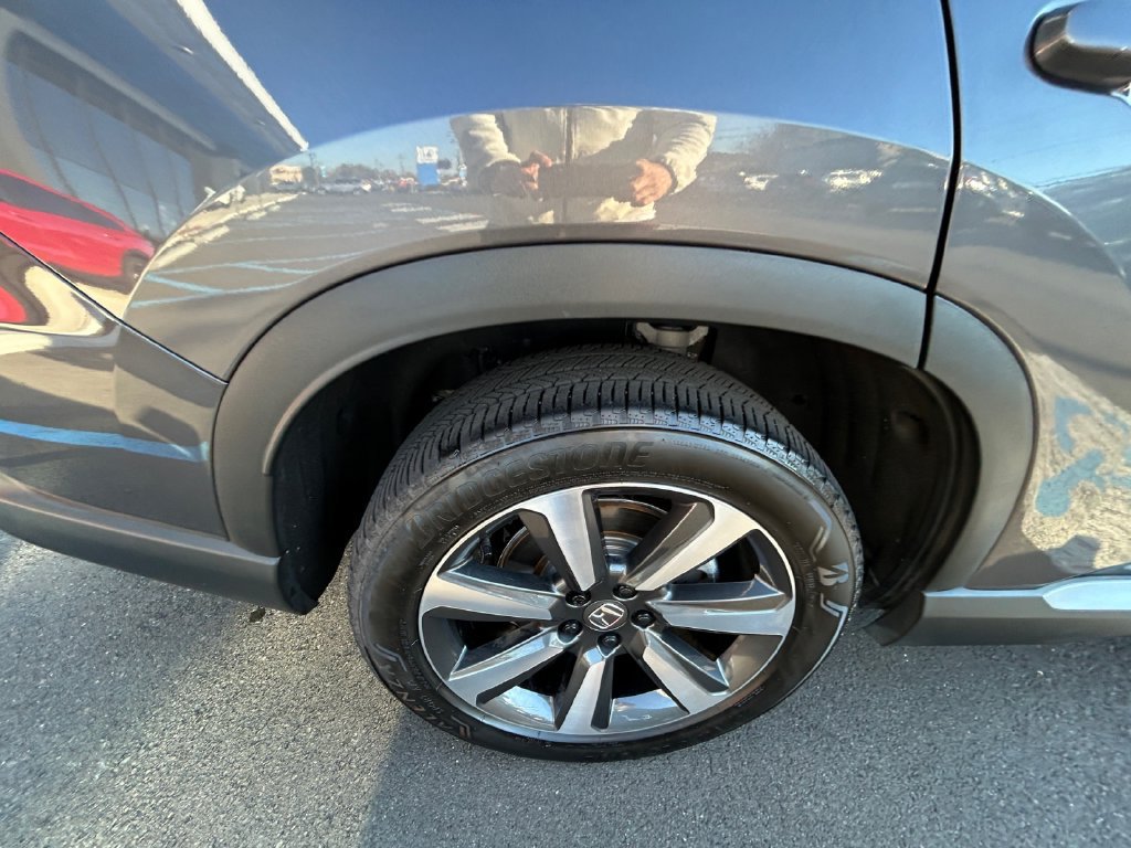 Used 2025 Honda Pilot Elite image 19
