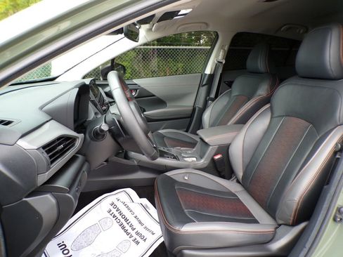 Used 2024 Subaru Crosstrek 2.5i Limited w/ Crosstrek Mirror Package AWD/4WD image 13