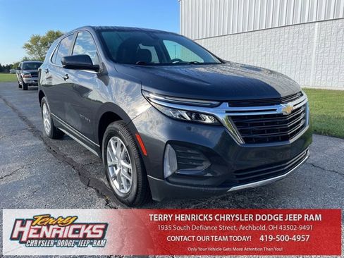 Used 2022 Chevrolet Equinox LT image 1