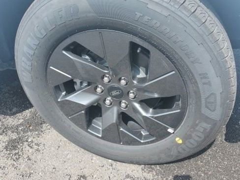 New 2025 Ford F150 Lightning Lariat image 10