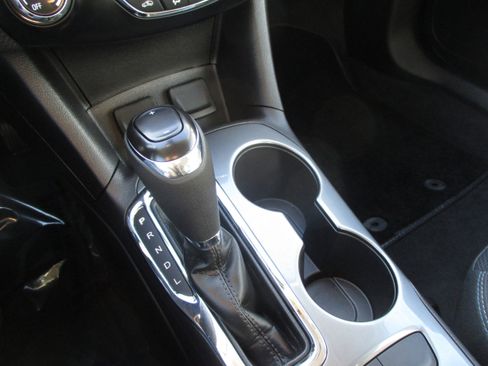 Used 2018 Chevrolet Cruze LT image 21