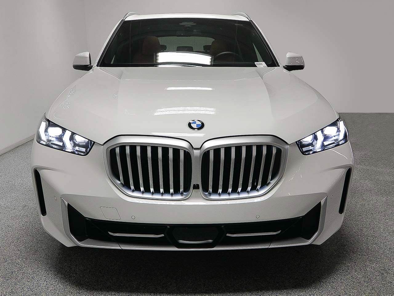 Used 2026 BMW X5 sDrive40i w/ Premium Package RWD image 2