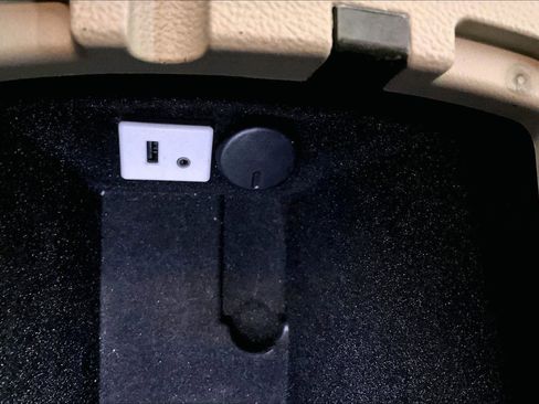 Used 2015 Cadillac SRX Luxury image 32