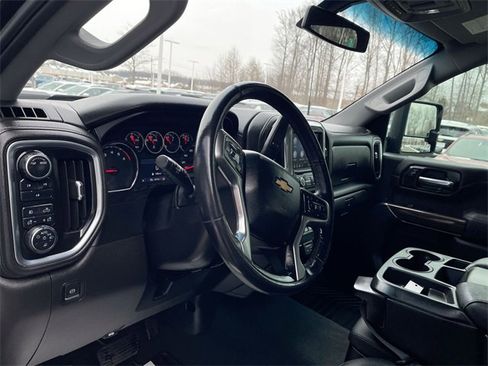 Used 2022 Chevrolet Silverado 2500 LT w/ Convenience Package image 10