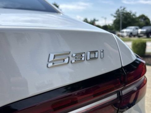 Certified 2026 BMW 530i xDrive AWD/4WD image 7