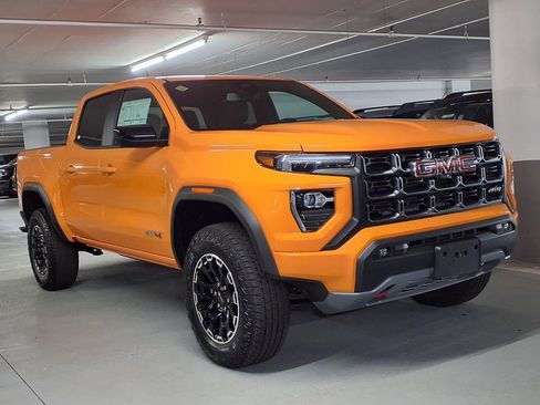New 2026 GMC Canyon AT4 AWD/4WD image 3