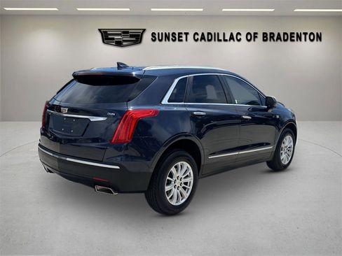 Used 2018 Cadillac XT5 FWD image 4