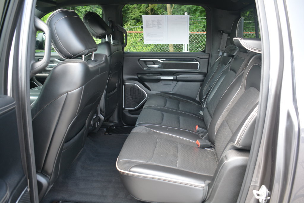 Used 2019 RAM 1500 Laramie w/ Sport Appearance Package AWD/4WD image 21