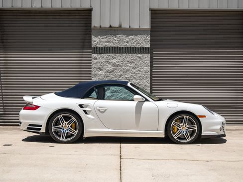 Used 2008 Porsche 911 Turbo AWD/4WD image 9