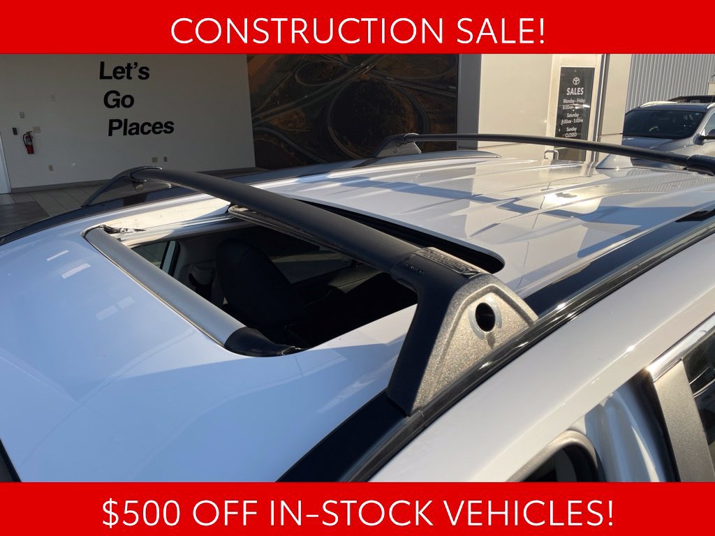 Used 2023 Toyota RAV4 XLE w/ Convenience Package AWD/4WD image 3