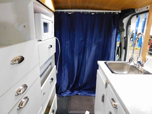 Used 2019 Ford Transit 250 148 Medium Roof RWD image 61