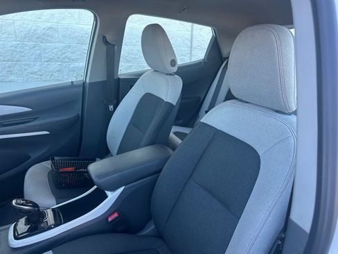 Used 2019 Chevrolet Bolt LT FWD image 10