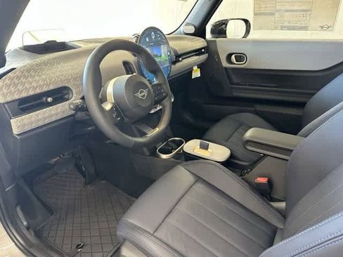 Certified 2025 MINI Cooper S image 10