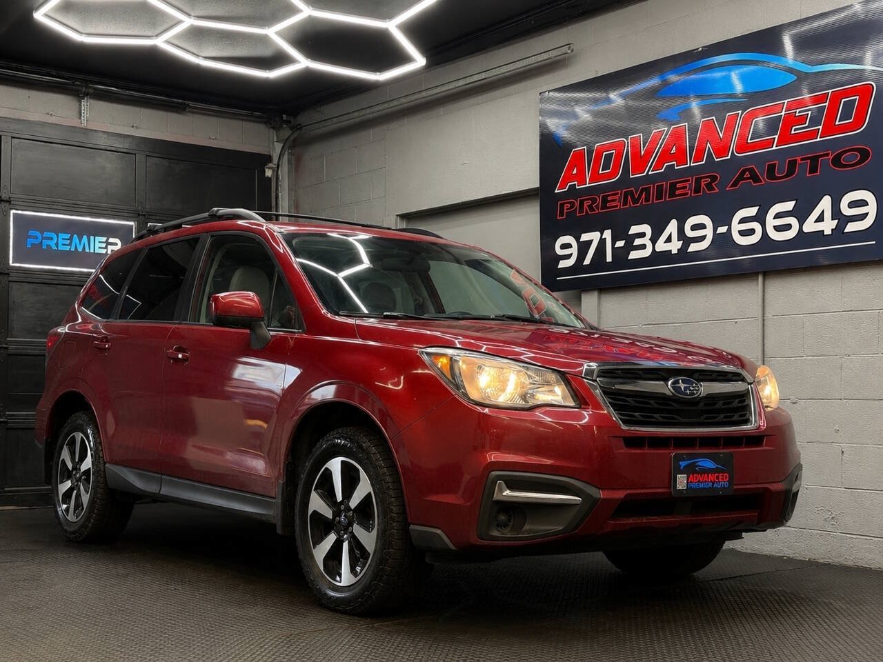 Used 2018 Subaru Forester 2.5i Premium w/ Protection Package #3 AWD/4WD image 1