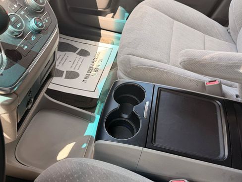 Used 2017 Toyota Sienna LE FWD image 27
