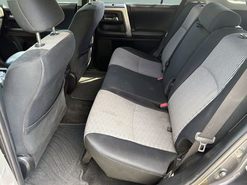 Used 2016 Toyota 4Runner SR5 AWD/4WD image 12