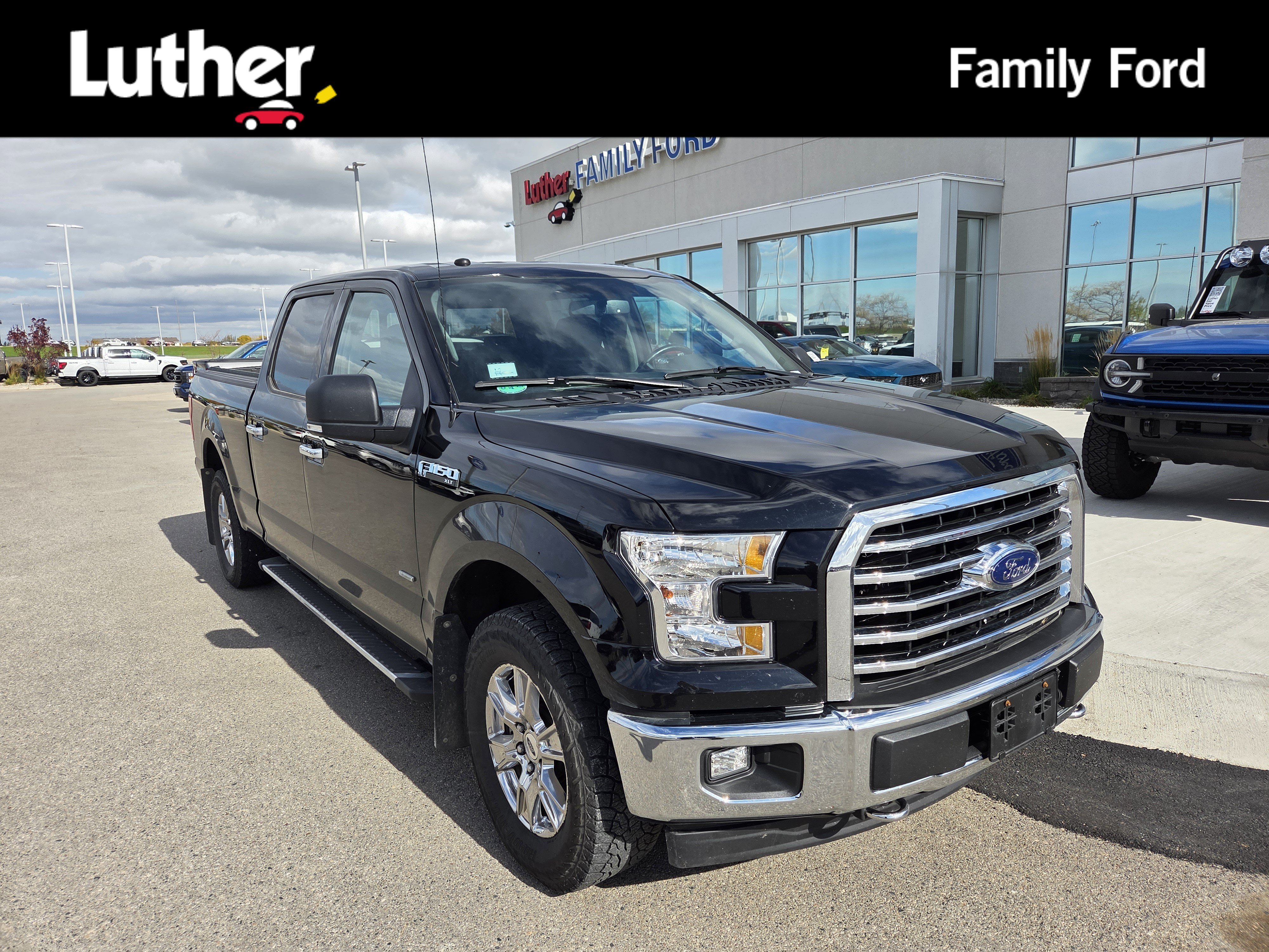 Used 2017 Ford F150 XLT w/ Equipment Group 302A Luxury AWD/4WD image 1