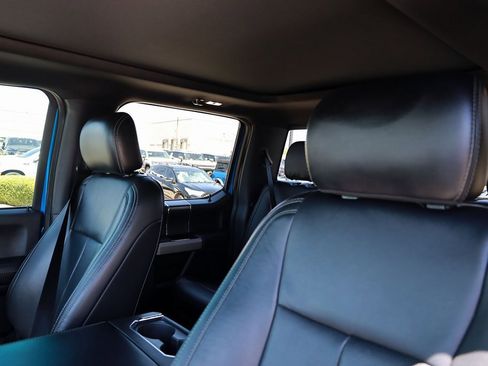 Used 2020 Ford F150 Lariat image 17