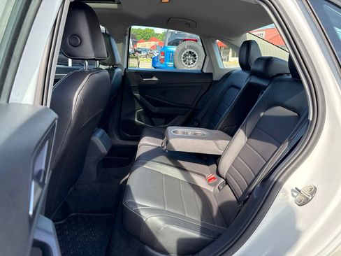 Used 2023 Volkswagen Jetta SE FWD image 41