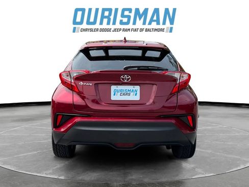 Used 2018 Toyota C-HR XLE FWD image 5