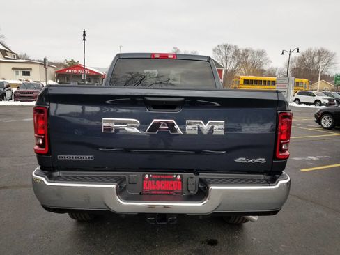New 2026 RAM 2500 Big Horn AWD/4WD image 8