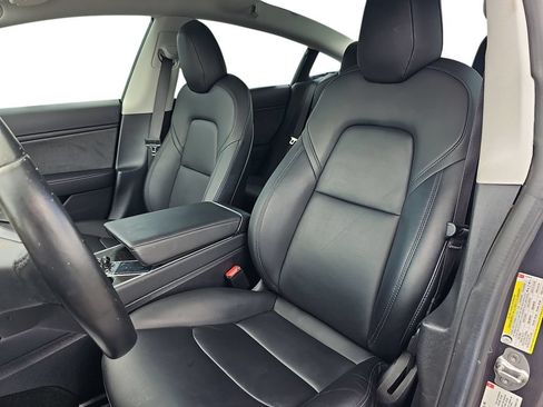 Used 2018 Tesla Model 3 Mid Range RWD image 15