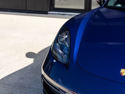 Certified 2023 Porsche 718 Cayman GTS RWD image 19