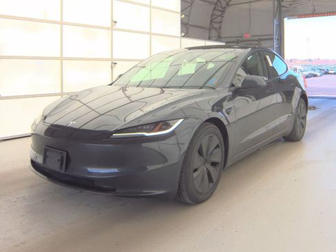 Used 2025 Tesla Model 3 Long Range image 1