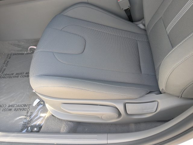 Certified 2024 Kia Forte LXS w/ LXS Technology Package FWD image 18