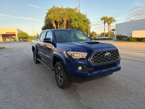 Used 2023 Toyota Tacoma TRD Sport image 7